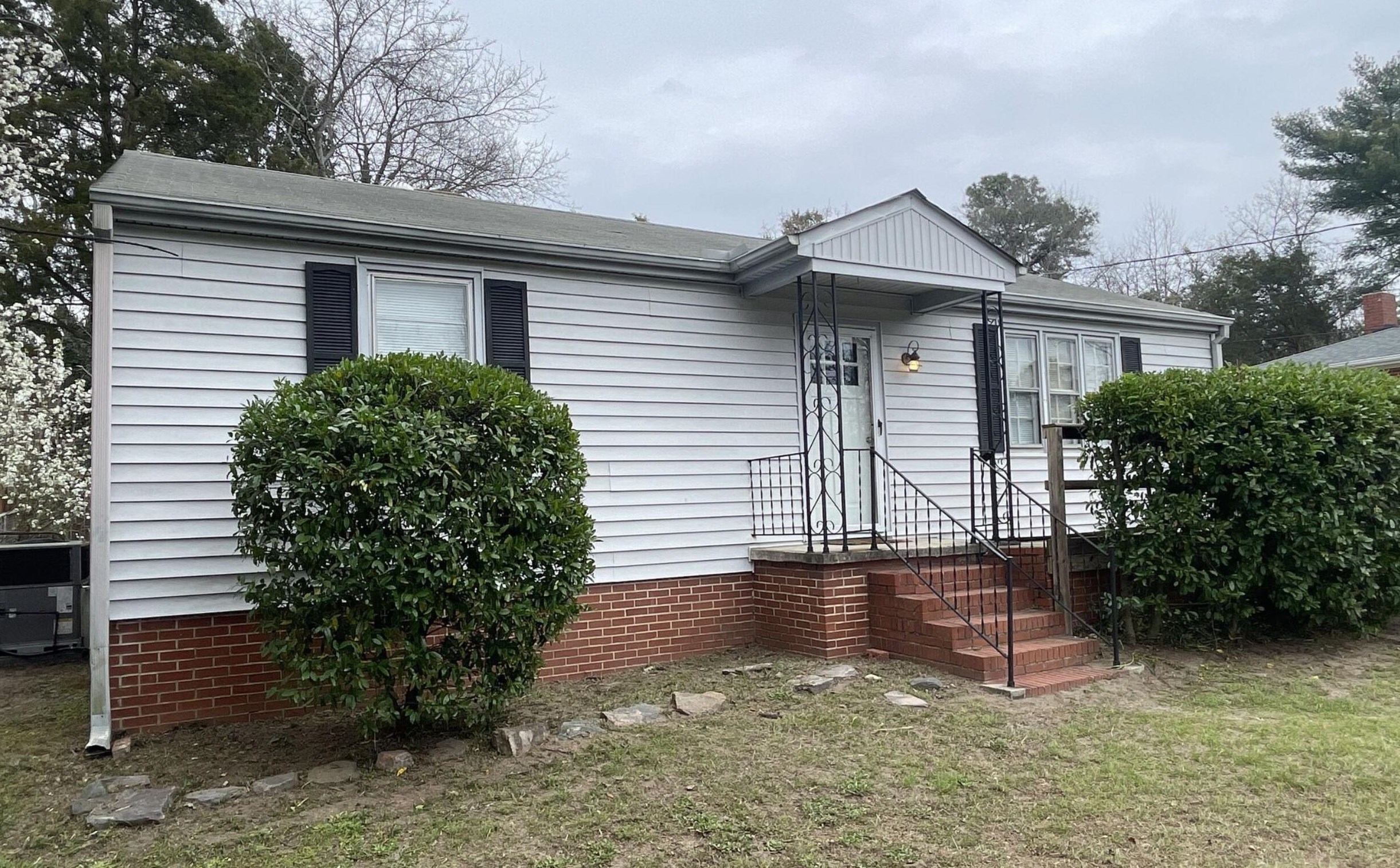 1016 Skyview Dr, North Augusta SC  29841-4220 exterior