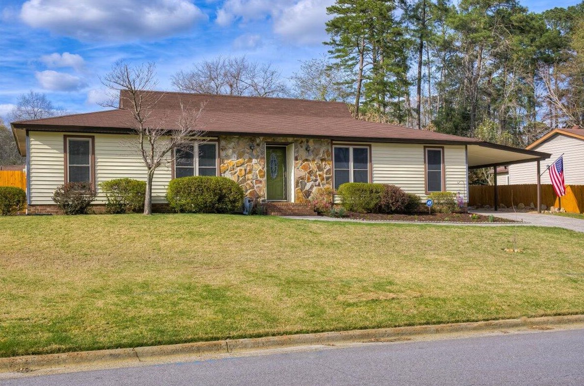 4461 Whisperwood Dr, Augusta, GA 30907-1319