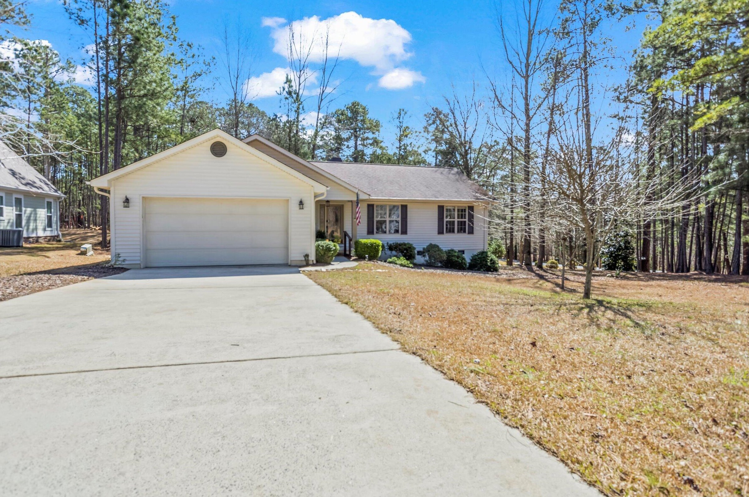 508 Cambridge Dr, Mc Cormick, SC 29835