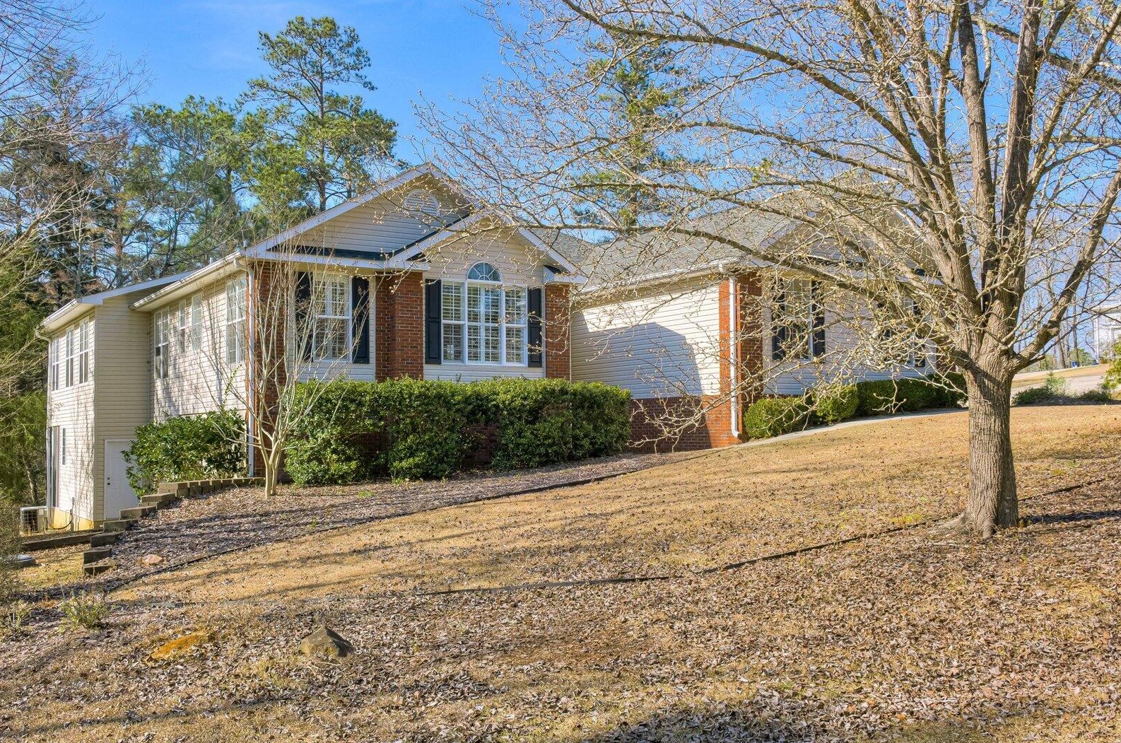 2 Overlook Pt, Mc Cormick, SC 29835-2819