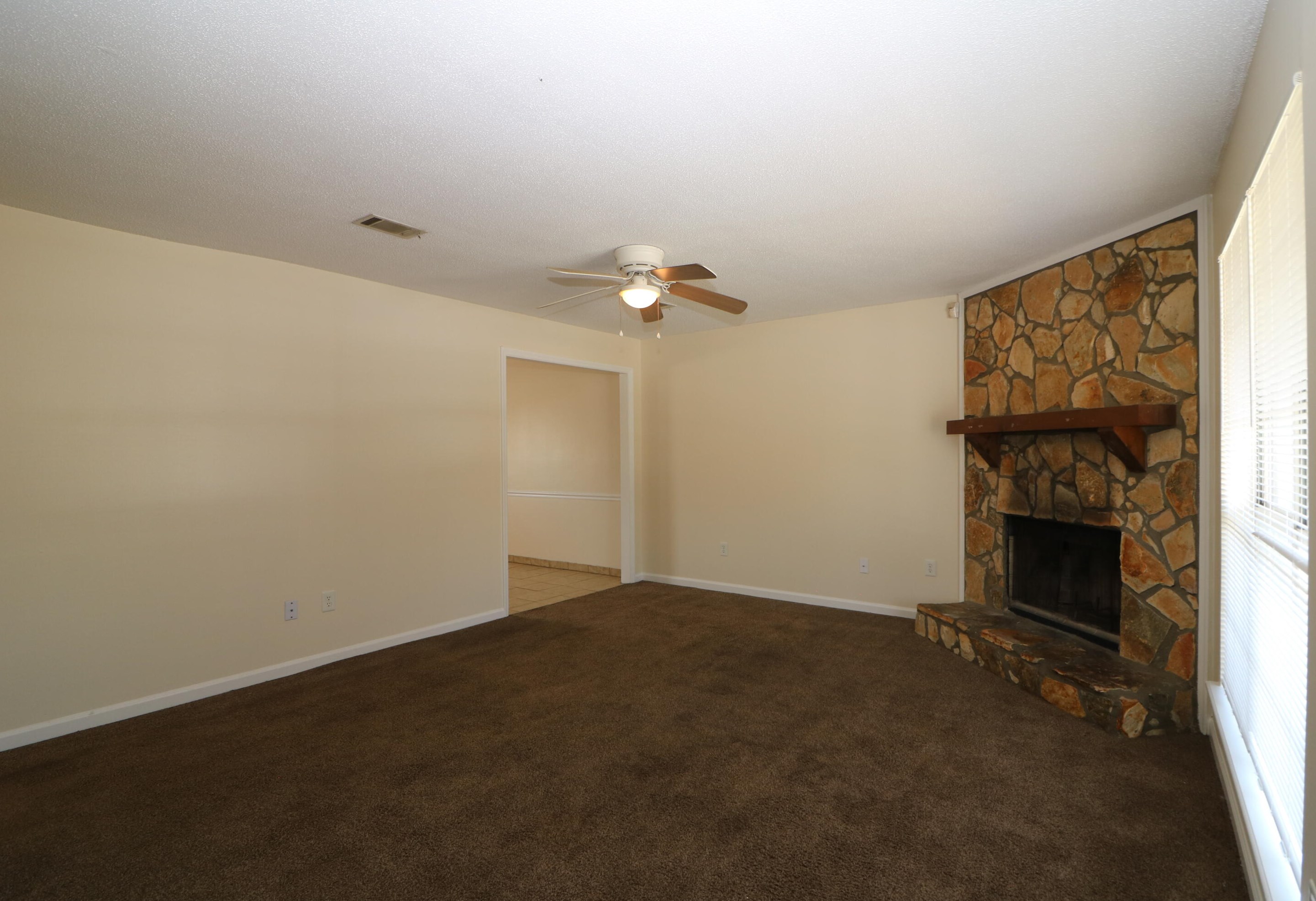 2840 Brentway Dr, Hephzibah, GA 30815-6288
