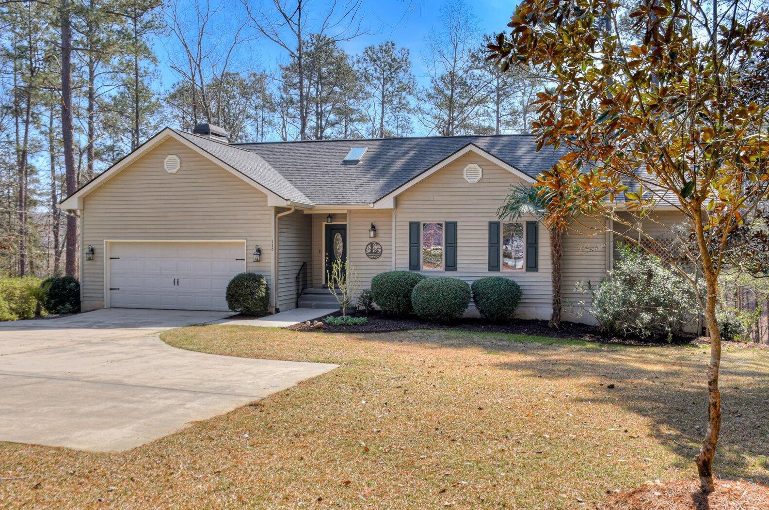 115 Ironwood Ln, Mc Cormick, SC 29835-2519