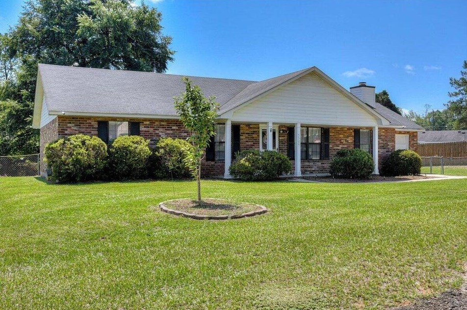 5304 Timberwood Dr, Hephzibah, GA 30815-4534