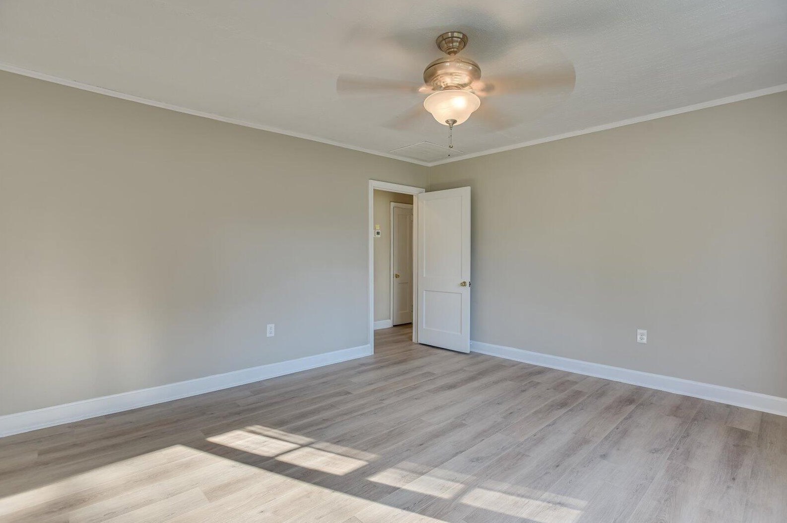 219 Barrow Dr, Augusta GA 30906-2016 exterior