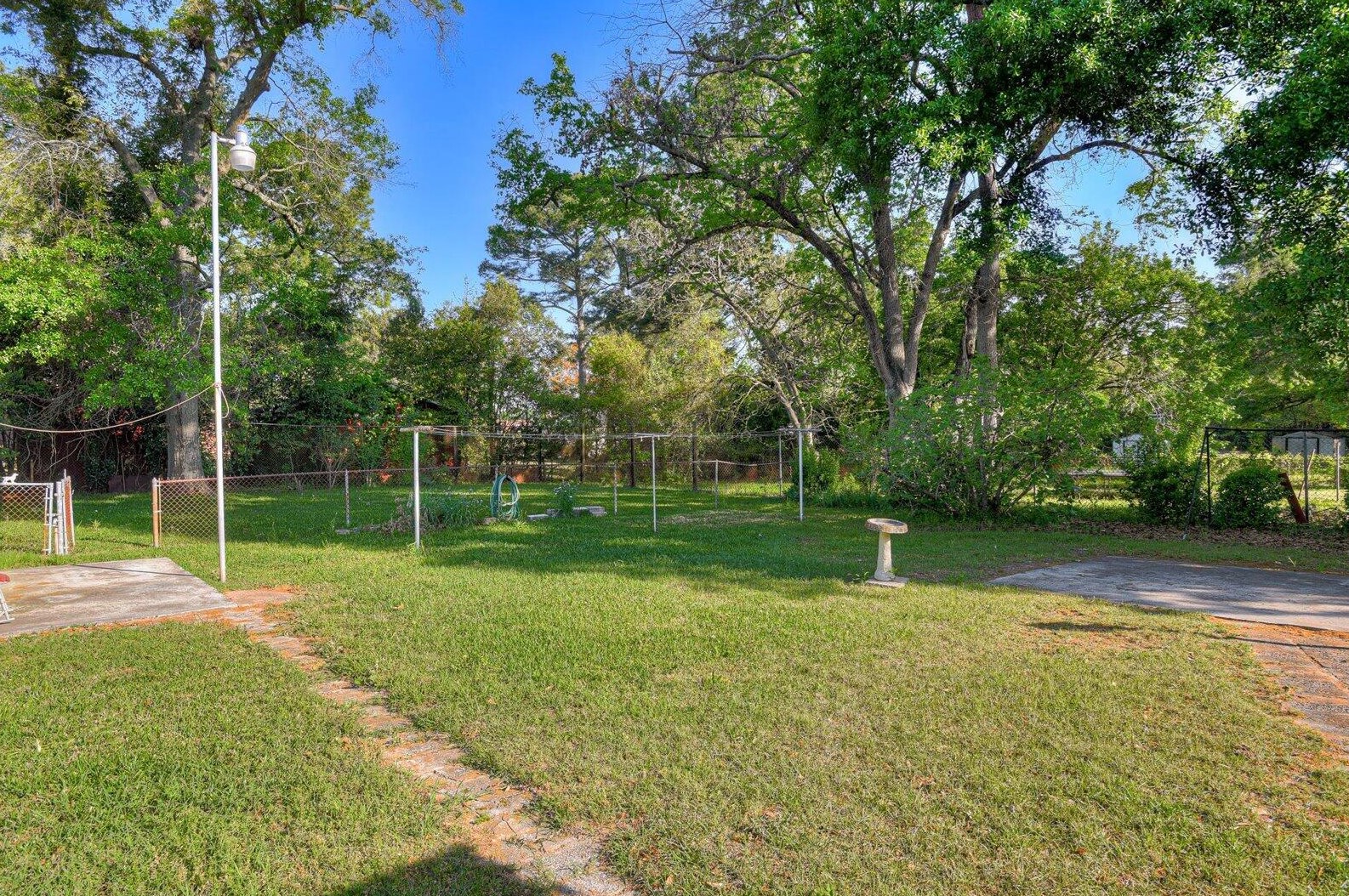 219 Barrow Dr, Augusta GA 30906-2016 exterior