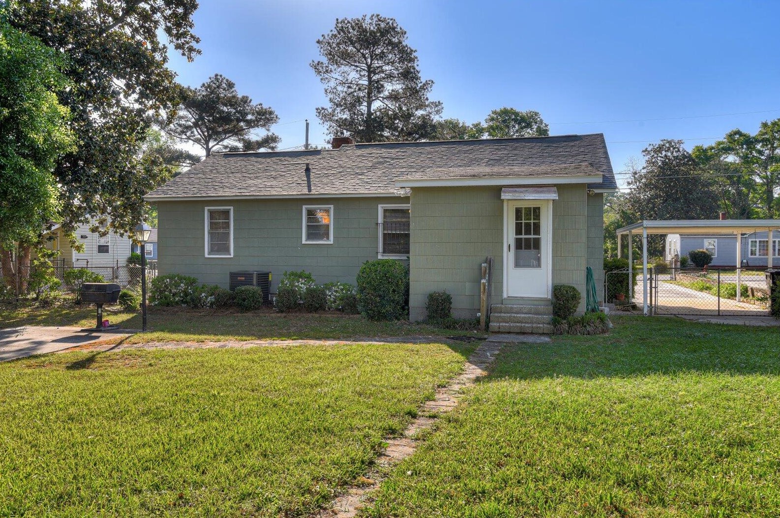 219 Barrow Dr, Augusta GA 30906-2016 exterior