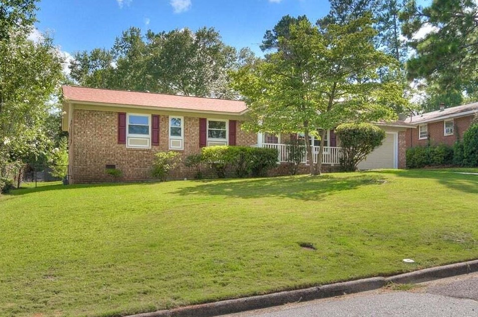 2416 Eagle Dr, Augusta, GA 30906