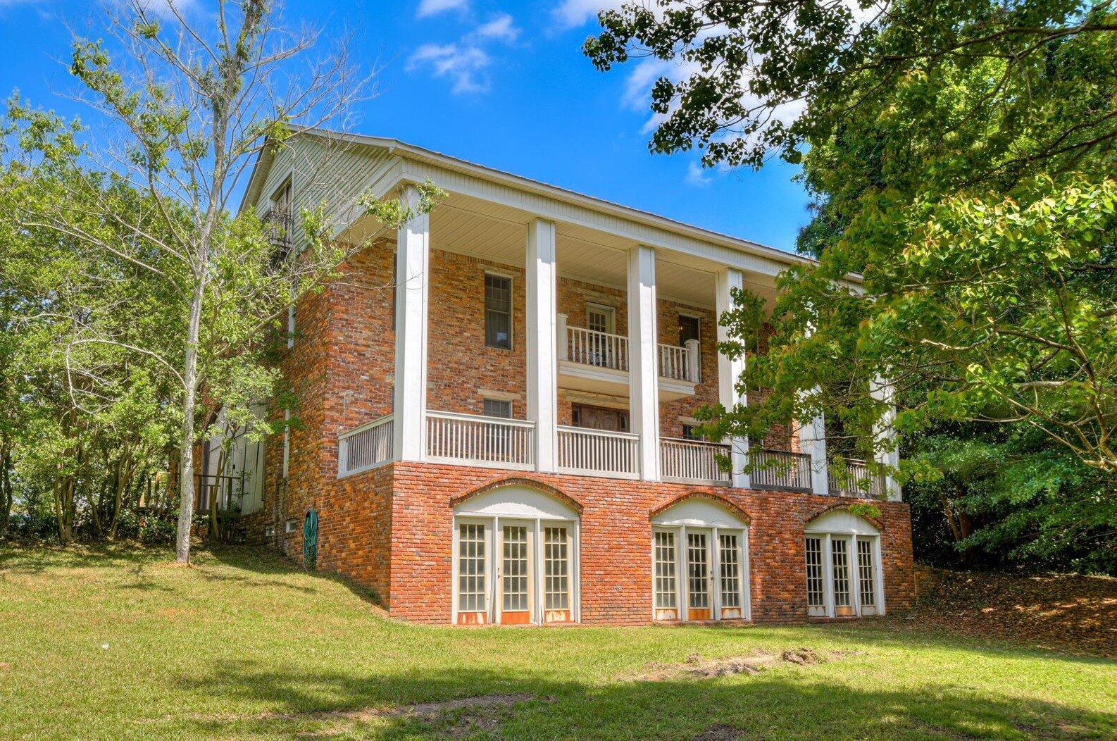 3012 Spartan Dr, North Augusta, SC 29841-8220