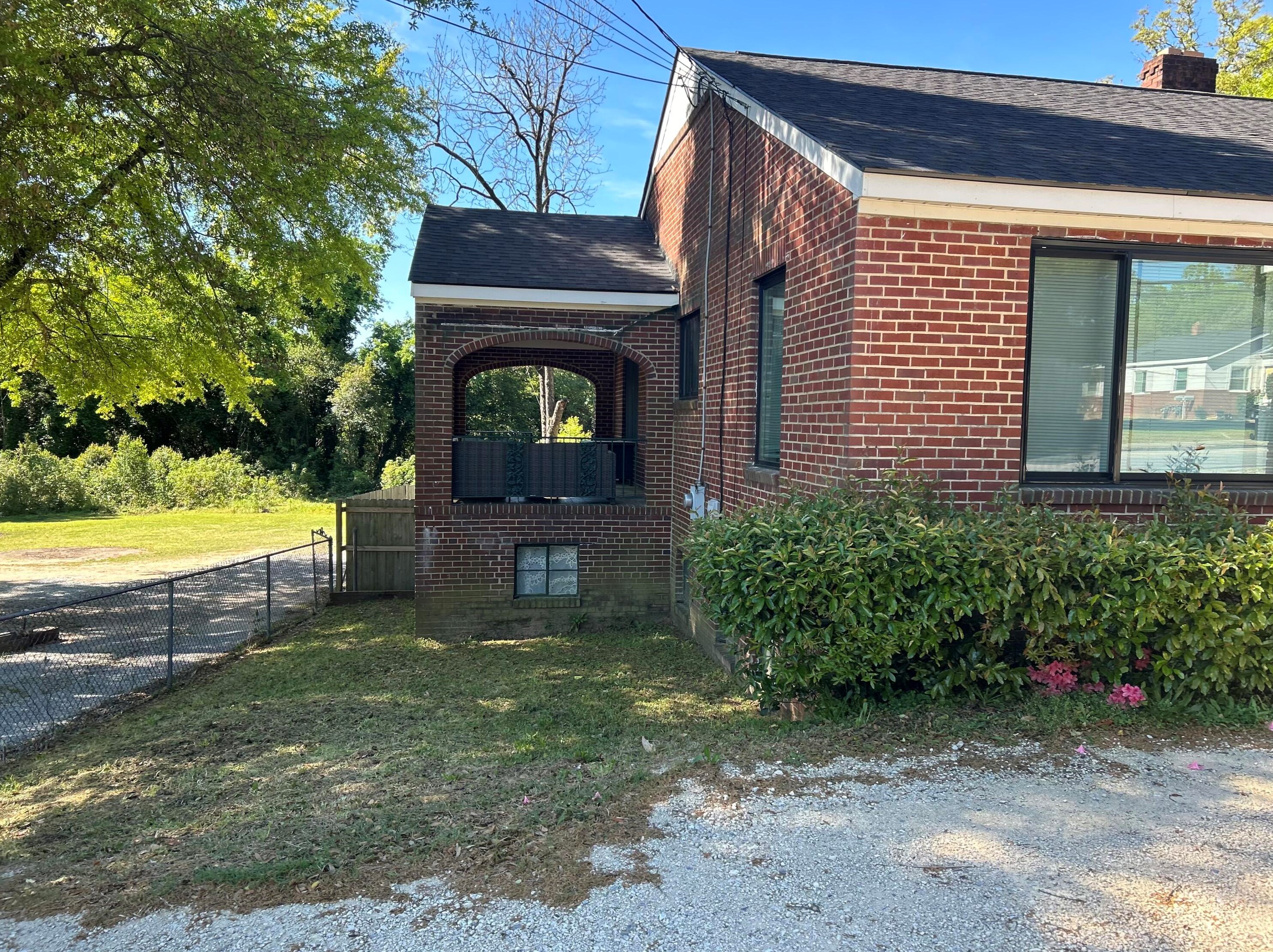 2024 Wrightsboro Rd, Augusta GA 30904-7603 exterior