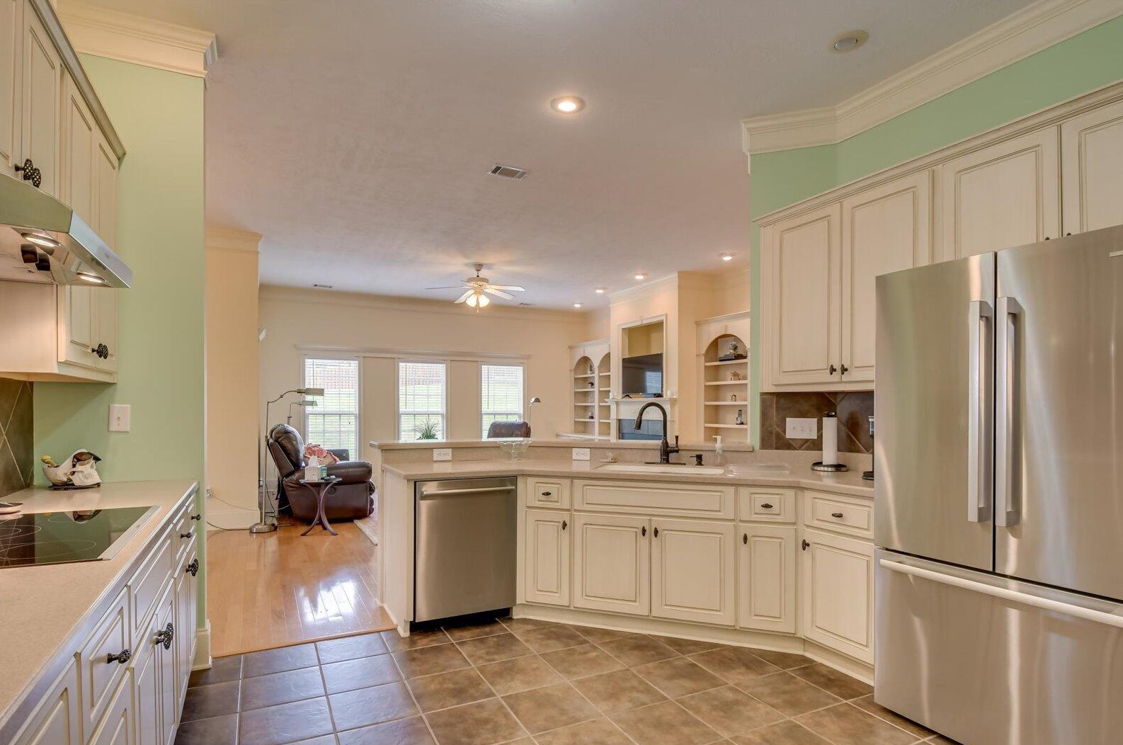 979 Woody Hl Cir, Evans GA 30809-6715 exterior