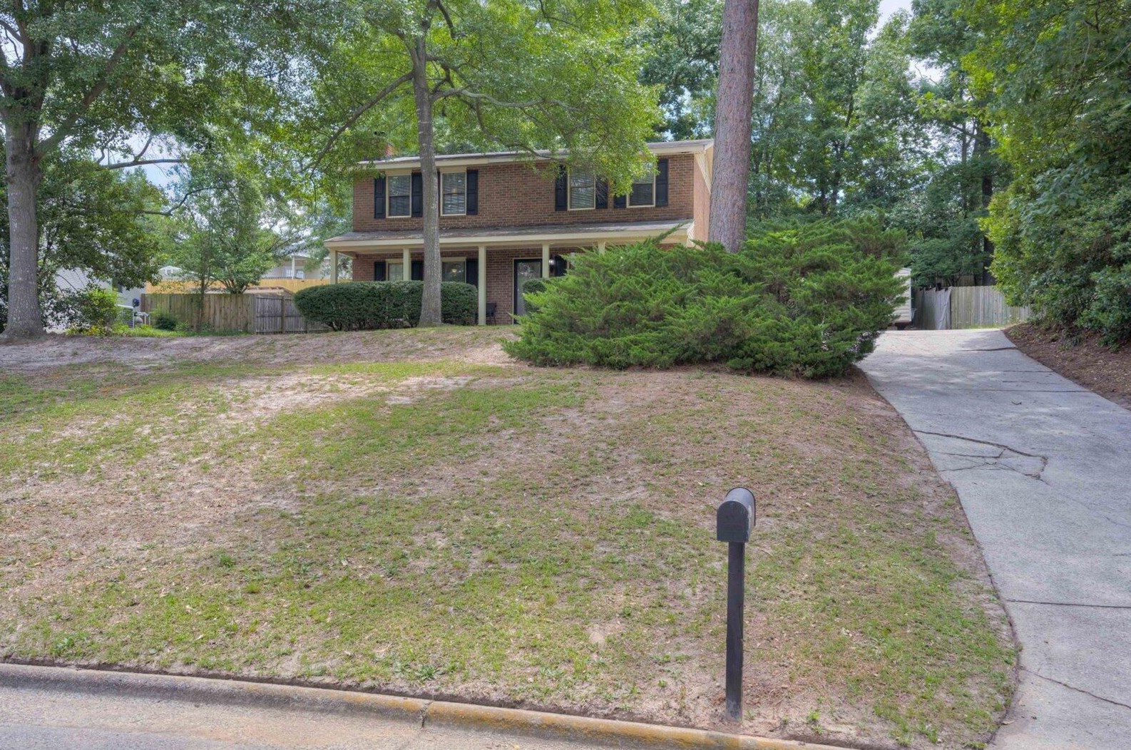 1833 Hidden Hills Dr, North Augusta, SC 29841-3103