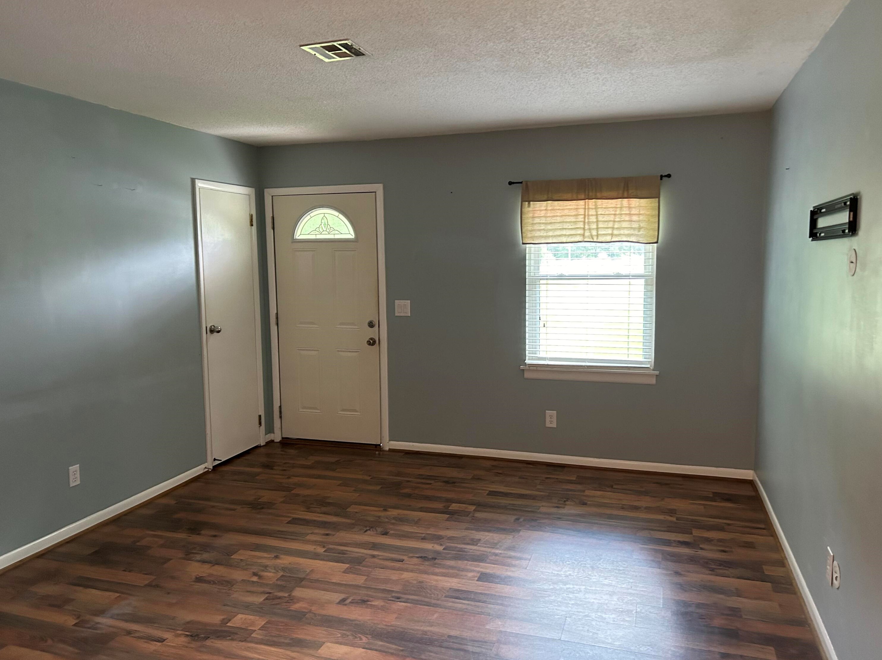 1495 Mesena Rd, Harlem, GA 30824-8031