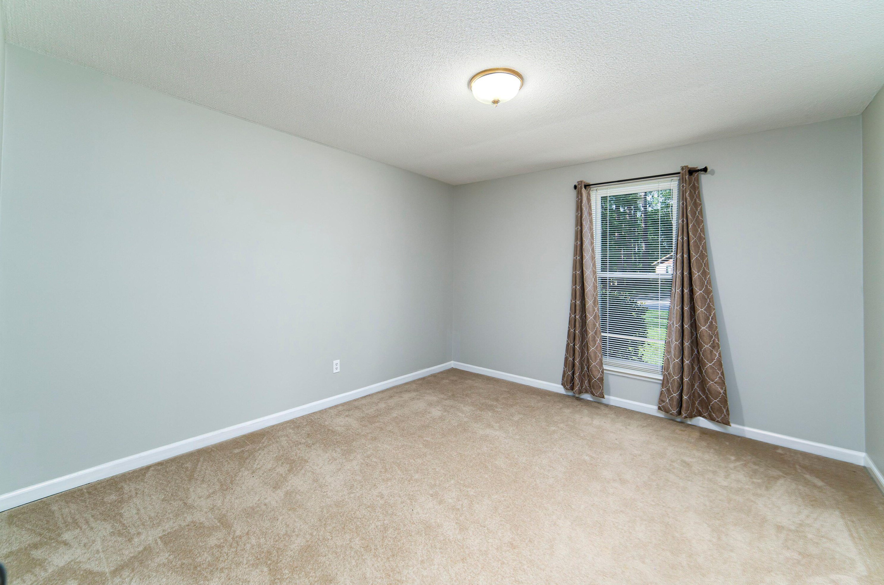 2046 Bridgewater Dr, Augusta GA 30907-3178 exterior