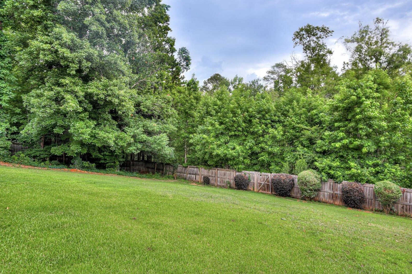 1432 Aylesbury Dr, Evans GA  30809-8215 exterior