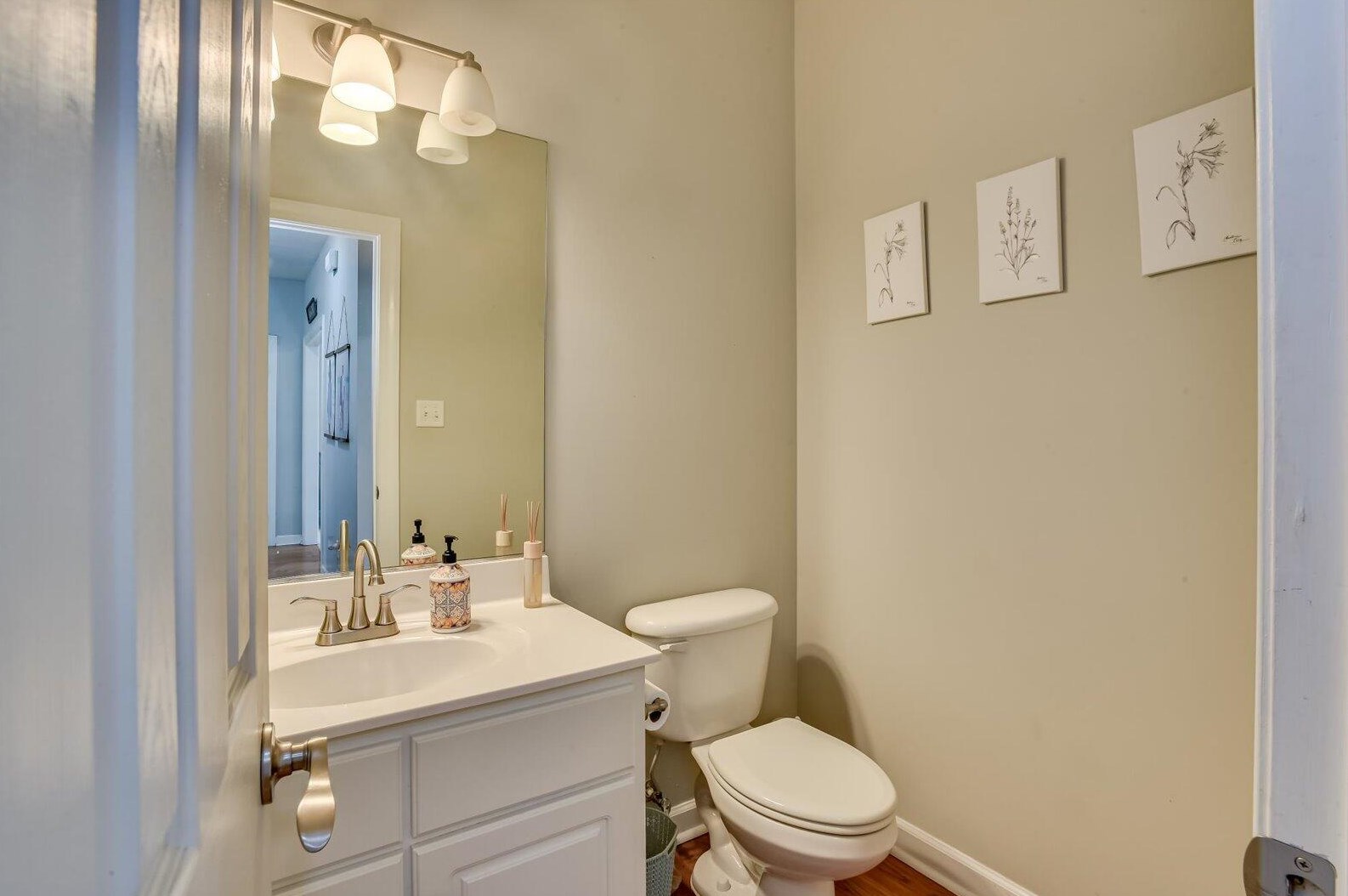1432 Aylesbury Dr, Evans GA  30809-8215 exterior