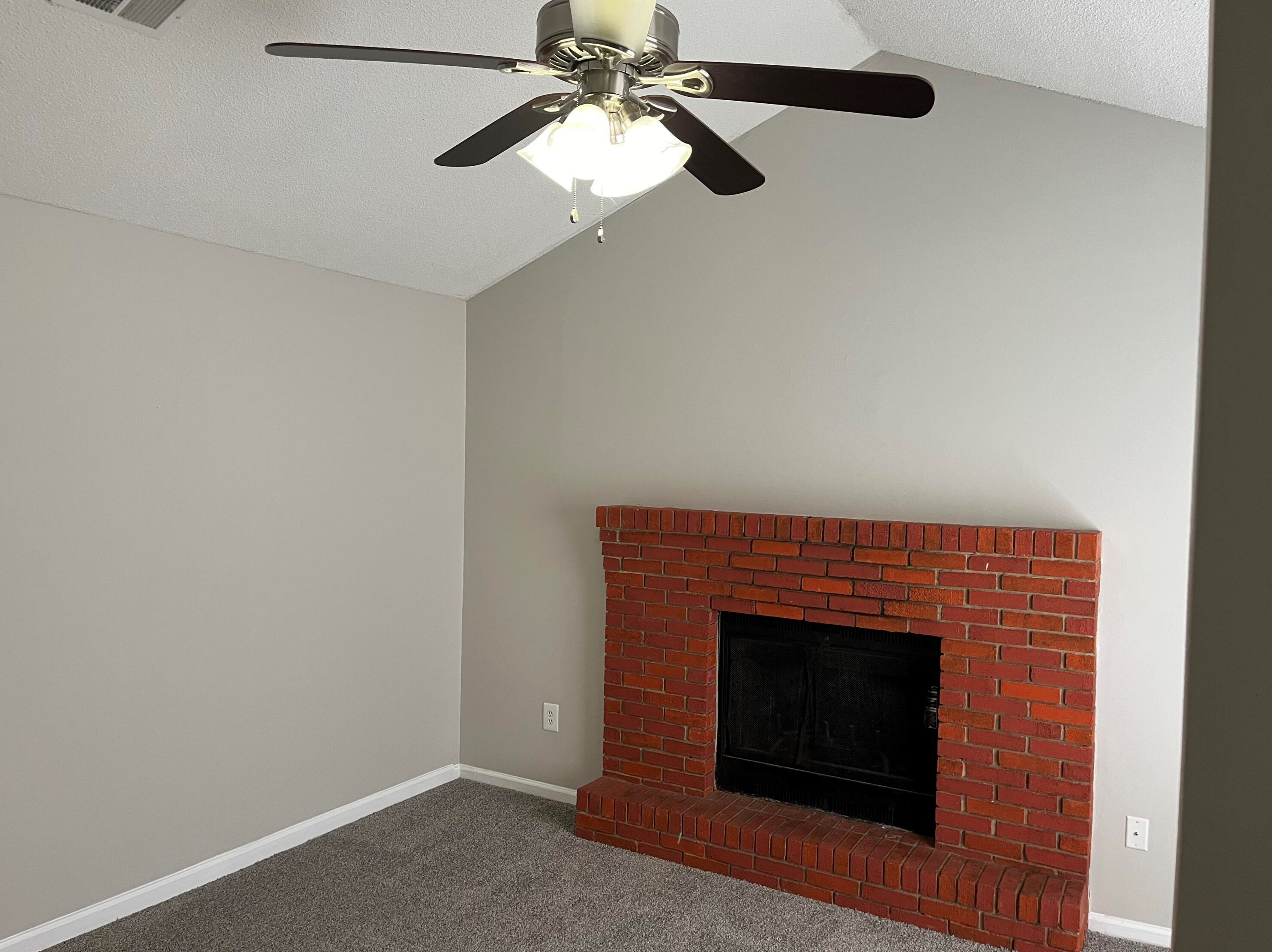 3016 Green Forest Dr, Hephzibah, GA 30815-4115