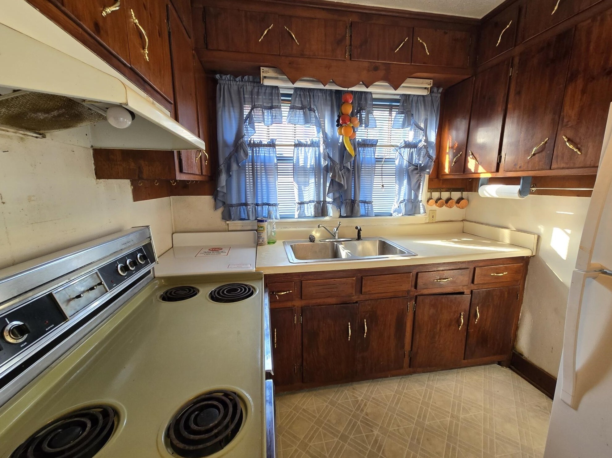 1951 Olive Rd, Augusta, GA 30906-2088