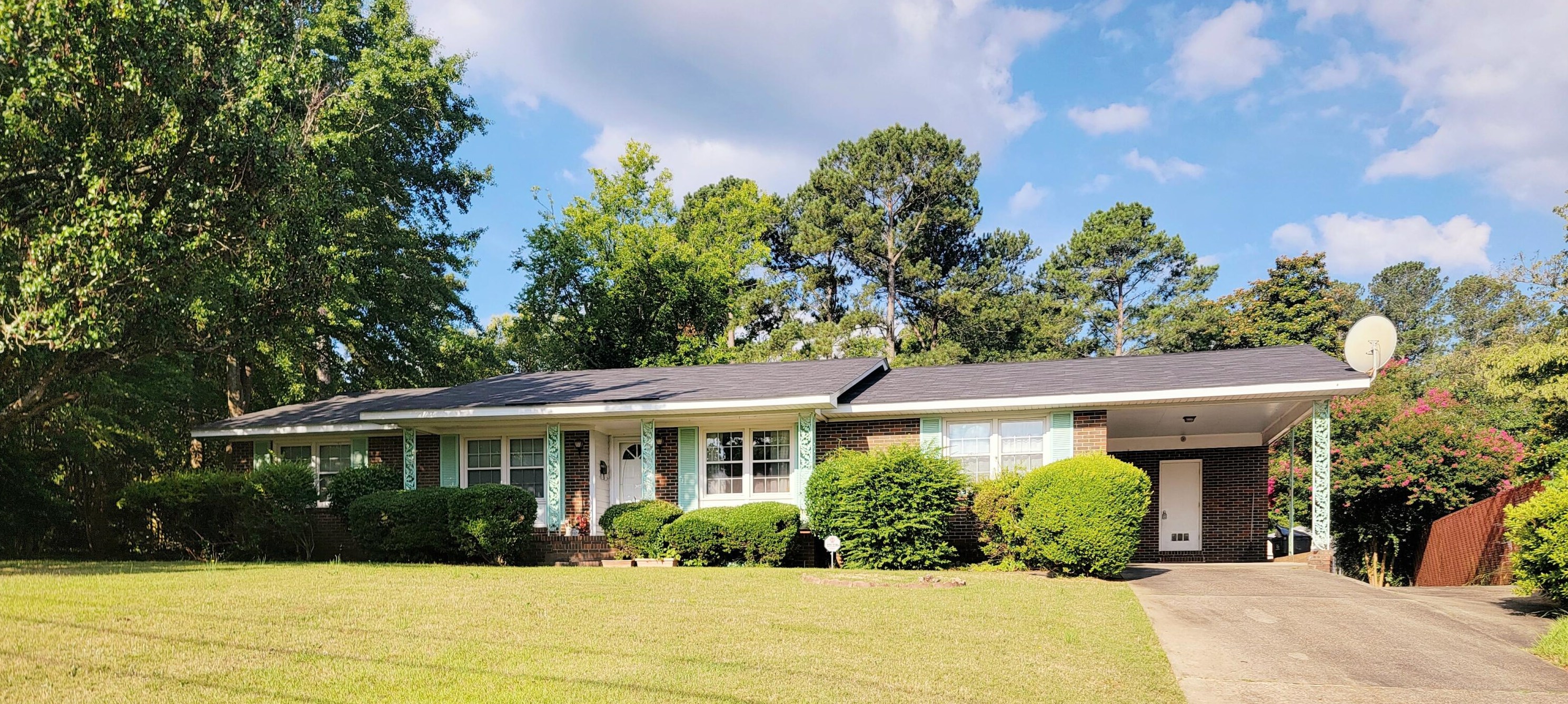 2708 Smith Creek Rd, Augusta, GA 30909-2322