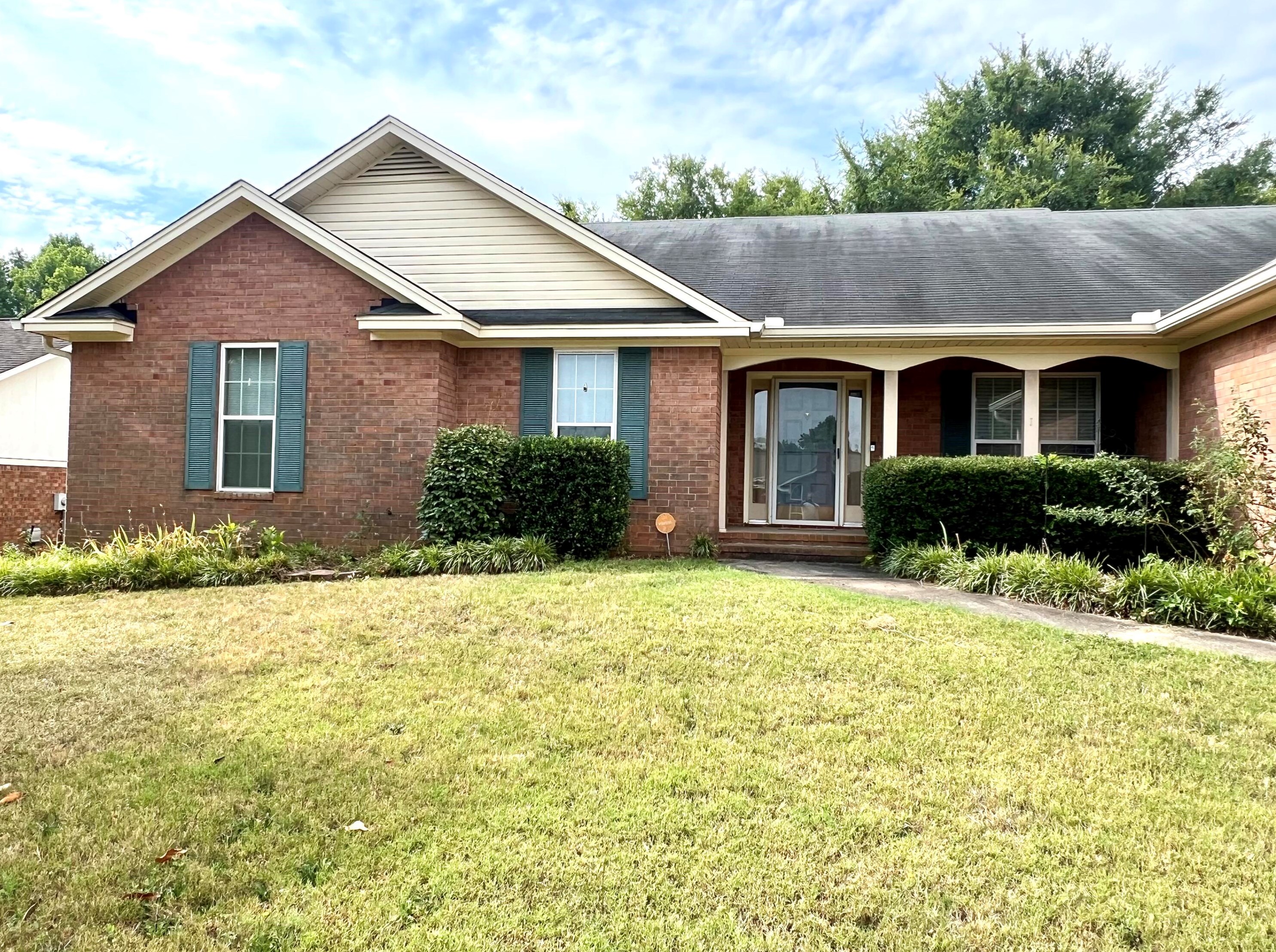 4600 Oxford Dr, Evans, GA 30809