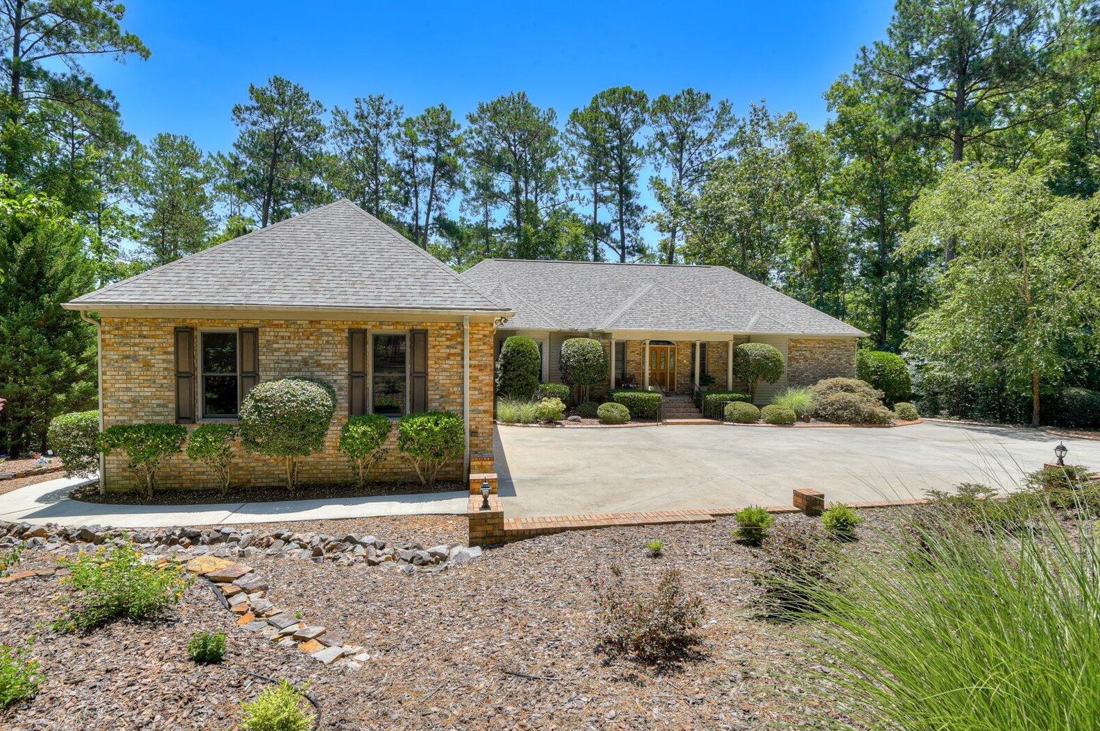128 Bereau Dr, Mc Cormick, SC 29835