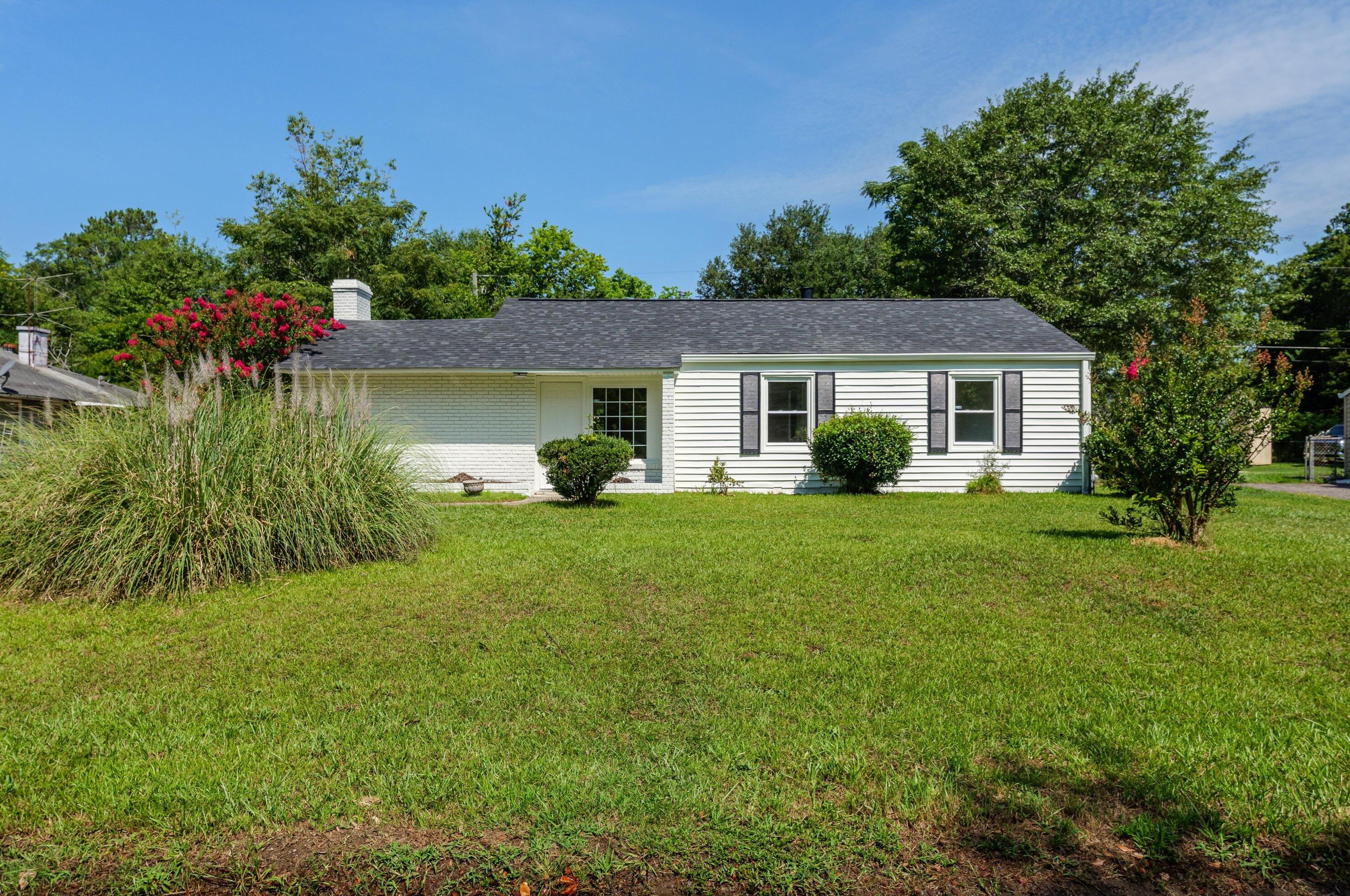 1013 Chatfield St, Aiken, SC 29801-4250