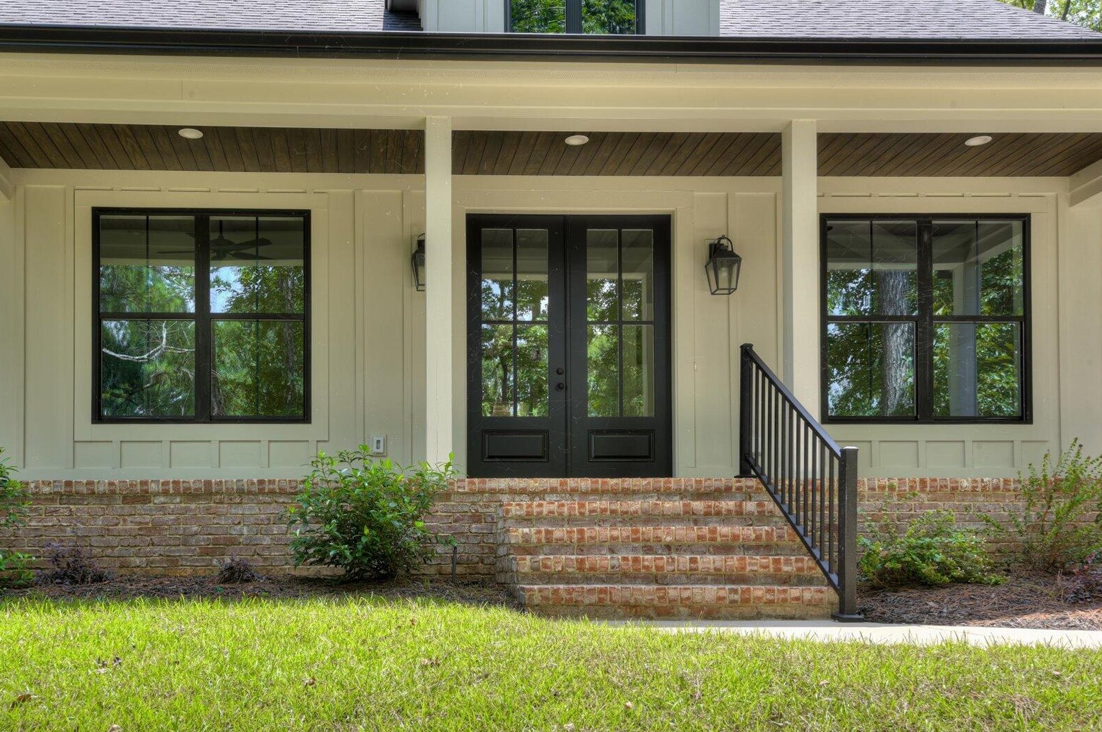 2297 Maple Dr, North Augusta, SC 29860