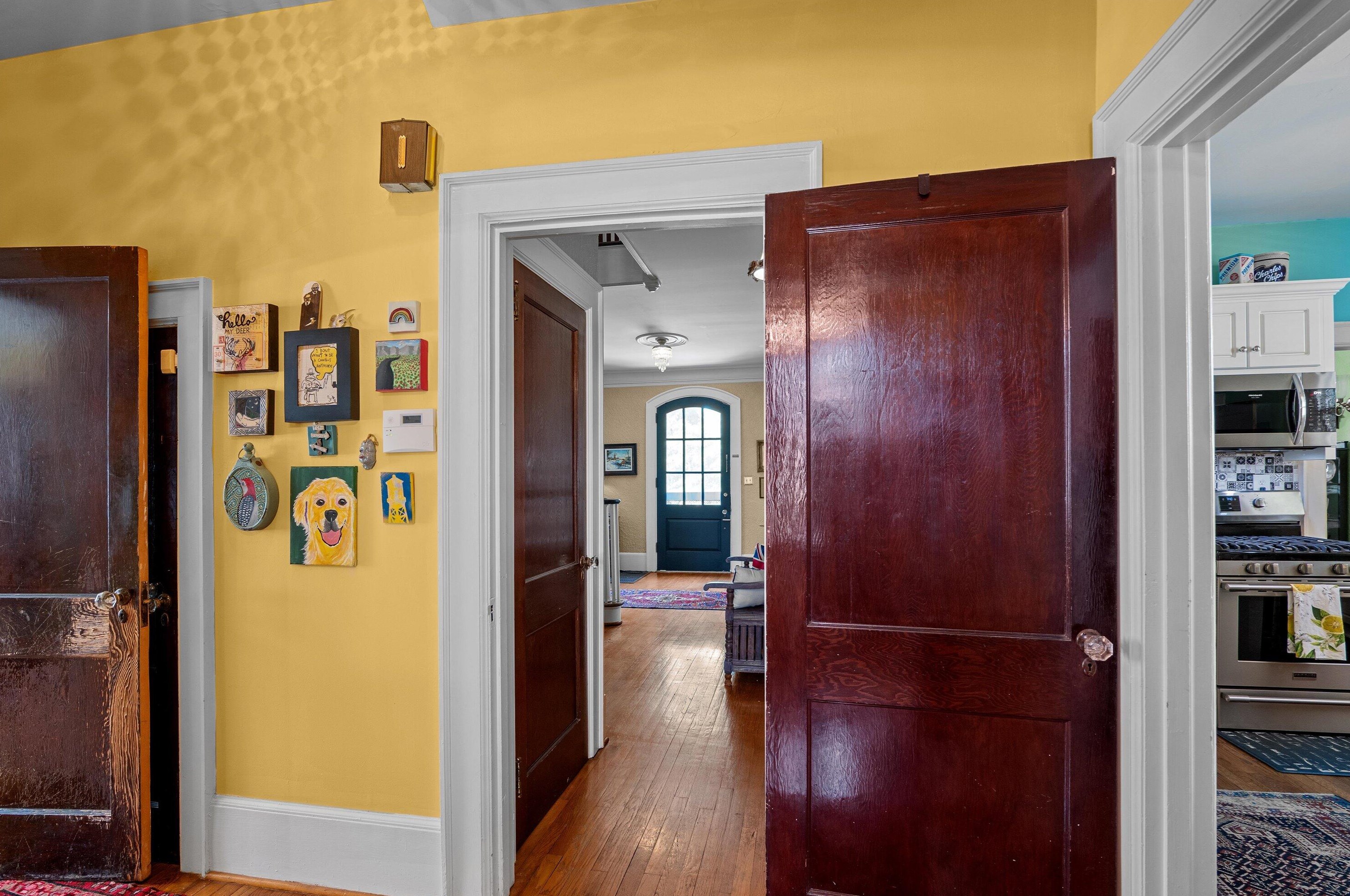 303 Broad St, Augusta GA 30901-1550 exterior