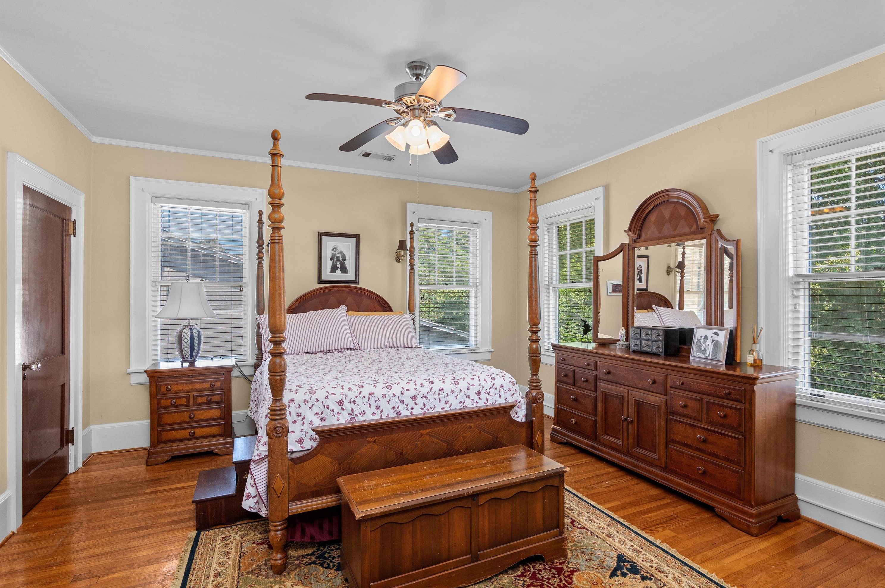 303 Broad St, Augusta GA 30901-1550 exterior