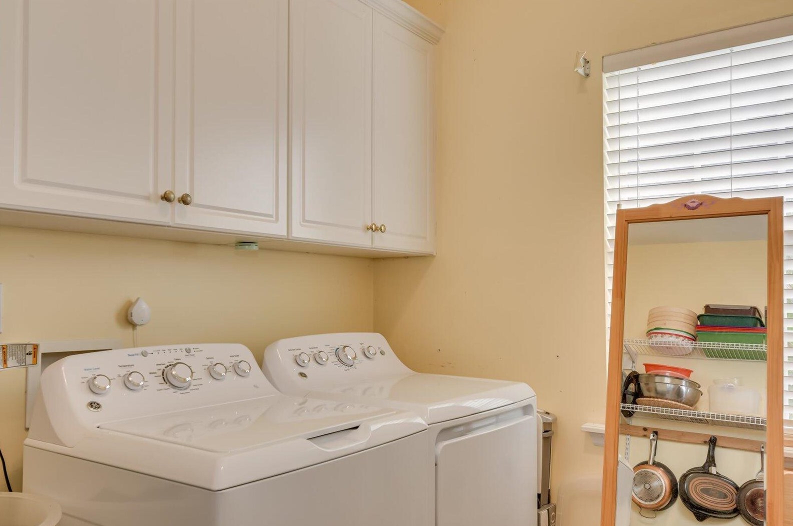 989 Windmill Pkwy, Evans GA  30809-6666 exterior