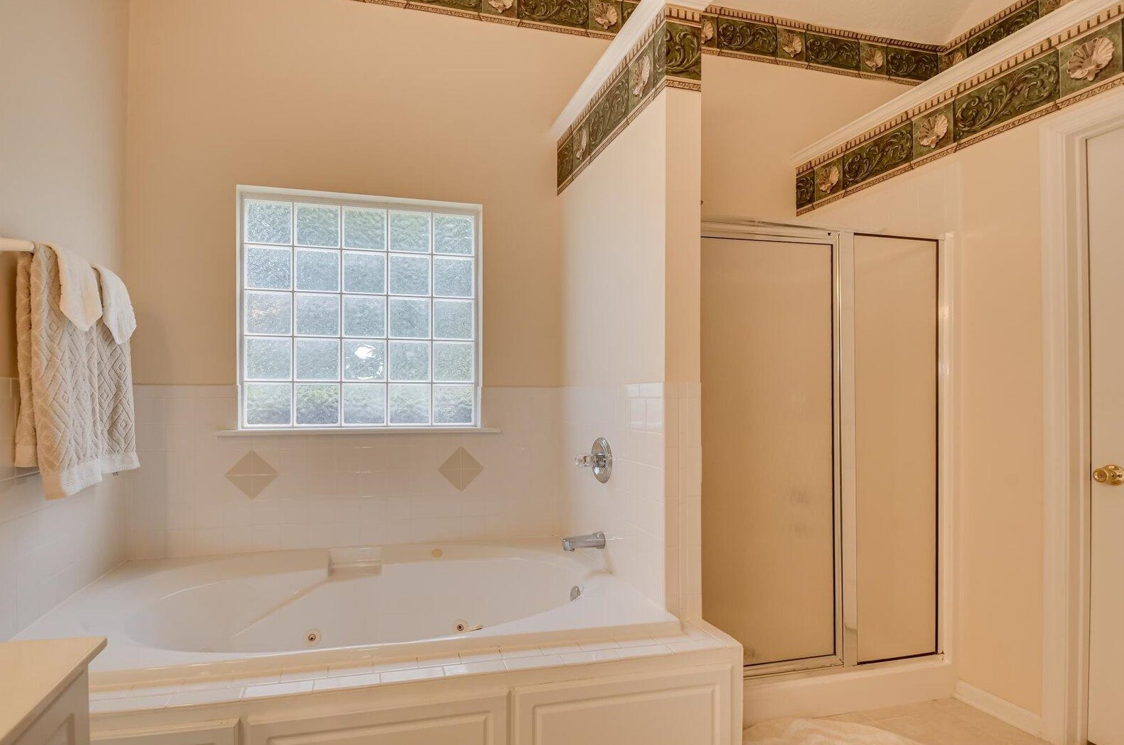 989 Windmill Pkwy, Evans GA  30809-6666 exterior