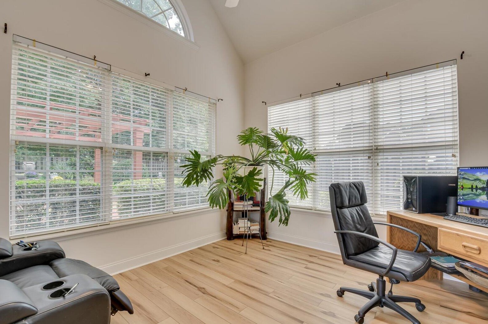 989 Windmill Pkwy, Evans GA  30809-6666 exterior