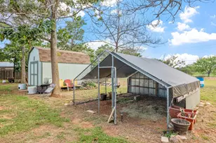 382 Windsong Ln, Fredericksburg, TX 78624 - Photo 10