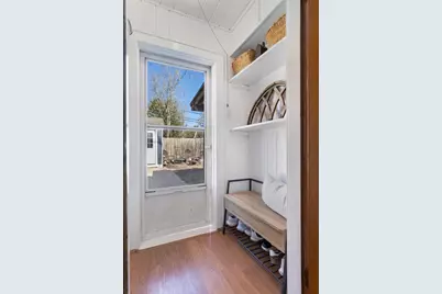 414 W Jefferson St, Kerrville, TX 78028 - Photo 16