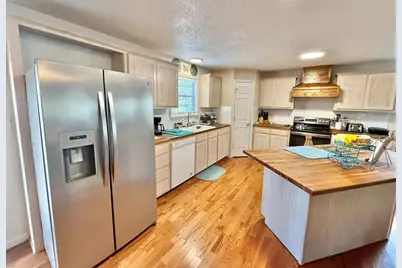 281 Oak Rd, Harper, TX 78631 - Photo 4