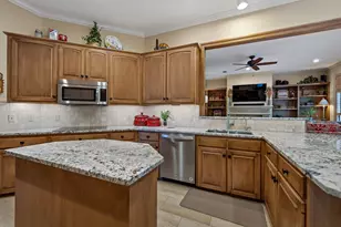 2409 W Commerce St, San Saba, TX 76877 - Photo 4