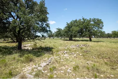 8812 Old Harper Rd, Fredericksburg, TX 78624 - Photo 10