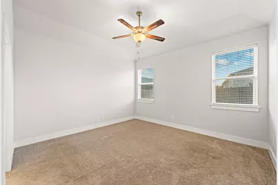 303 Winston Dr, Fredericksburg, TX 78624 - Photo 8