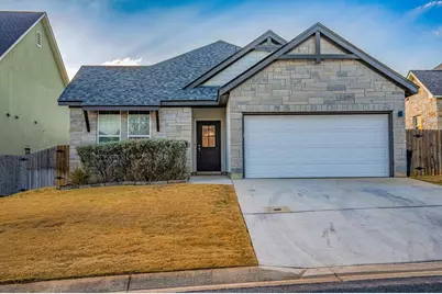 303 Winston Dr, Fredericksburg, TX 78624 - Photo 1