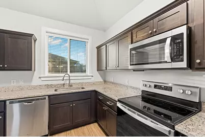 303 Winston Dr, Fredericksburg, TX 78624 - Photo 6