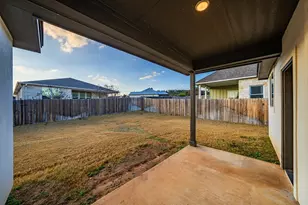 303 Winston Dr, Fredericksburg, TX 78624 - Photo 16