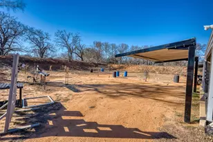249 Southwoods Dr, Fredericksburg, TX 78624 - Photo 34