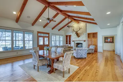 249 Southwoods Dr, Fredericksburg, TX 78624 - Photo 6