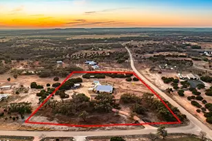 34 Rusty Spur Dr, Fredericksburg, TX 78624 - Photo 10