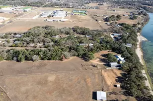 119 Felps, Blanco, TX 78606 - Photo 32