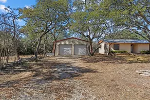 119 Felps, Blanco, TX 78606 - Photo 4