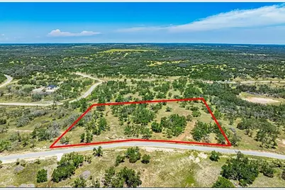 170 Brooklyn Dr, Mountain Home, TX 78058 - Photo 2