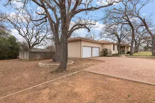 505 Waldrip St, Fredericksburg, TX 78624 - Photo 42