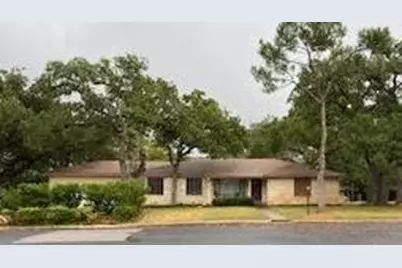 505 Waldrip St, Fredericksburg, TX 78624 - Photo 1