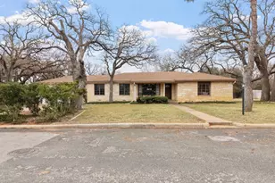 505 Waldrip St, Fredericksburg, TX 78624 - Photo 38