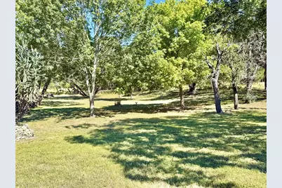 204 Aqua Vista Dr, Kerrville, TX 78028 - Photo 6